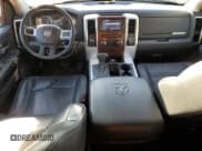 ✅ 2010 Dodge 1500 SLT • VIN: 1D7RV1GT8AS124446 • Lot: 46857655. Wystawiony na Copart z przebiegiem 109 497 mil. Bezpłatny archiwum sprzedaży aukcyjnych z USA i szczegółowy raport historii pojazdu na DreamBid. Zdjęcie 8.