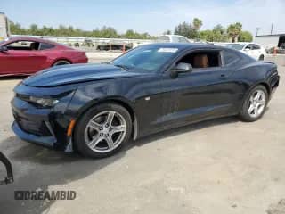 2018 Chevrolet Camaro 2LT with VIN 1G1FD1RX9J0168637, listed as a Copart auction lot 70337975 with 51,587 mi miles and Salvage title. Bid and sale history available at DreamBid. Image 1.