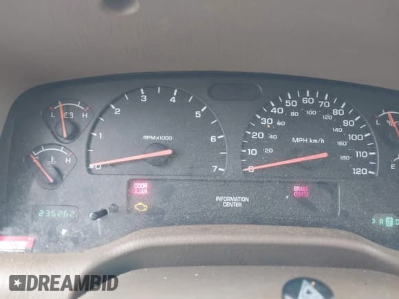 ✅ 2002 Dodge Durango • VIN: 1B4HR58N02F181720 • Лот: 42738018. Опубликован ранее на IAAI с пробегом 235 262 миль. Бесплатный доступ к архиву аукционных продаж из США и подробный отчёт об истории автомобиля на DreamBid. Изображение 7.