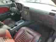 2013 Dodge Challenger R/T Classic z VIN 2C3CDYBT6DH511757, wystawiony jako Copart lot #66043334 z przebiegiem 175 539 mil mil oraz Szkoda całkowita • Salvage title. Historia ofert i sprzedaży dostępna na DreamBid. Obrazek 8.