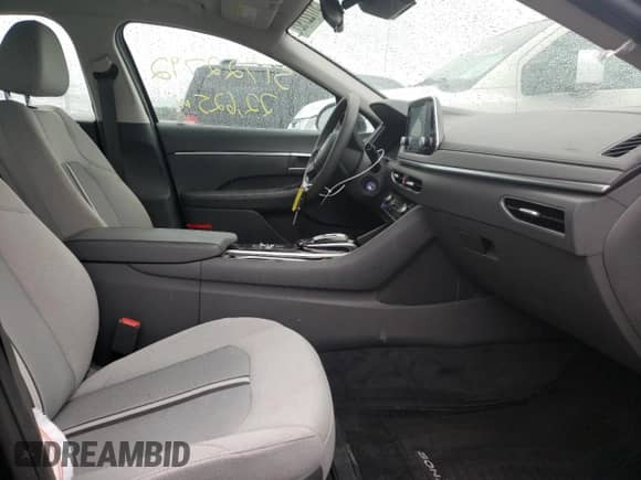 2020 Hyundai Sonata SE с VIN 5NPEG4JA3LH057042, выставлен на аукционе Copart как лот 51722792 с пробегом 22 625 миль миль и . История ставок и продаж доступна на DreamBid. Изображение 5.