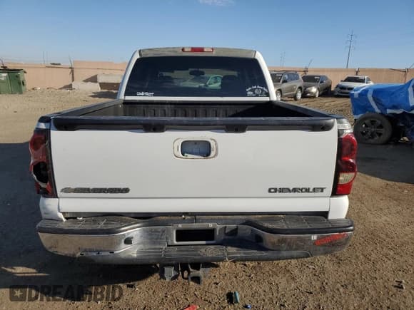 ✅ 2004 Chevrolet Silverado 1500 LS • VIN: 2GCEC13T141297685 • Лот: 74939874. Опубликован ранее на Copart с пробегом Не указан. Бесплатный доступ к архиву аукционных продаж из США и подробный отчёт об истории автомобиля на DreamBid. Изображение 6.