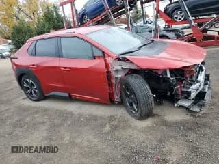 ✅ 2024 Subaru Solterra Premium • VIN: JTMABABA5RA084589 • Lot: 89700505. Wystawiony na Copart z przebiegiem 3 491 mil. Bezpłatny archiwum sprzedaży aukcyjnych z USA i szczegółowy raport historii pojazdu na DreamBid. Zdjęcie 4.