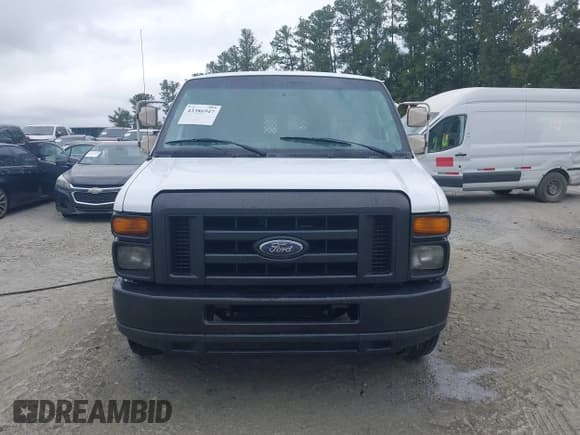 ✅ 2012 Ford Econoline Cargo Commercial • VIN: 1FDSS3EL0CDA27182 • Lot: 43386947. Wystawiony na IAAI z przebiegiem 475 593 mil. Bezpłatny archiwum sprzedaży aukcyjnych z USA i szczegółowy raport historii pojazdu na DreamBid. Zdjęcie 12.