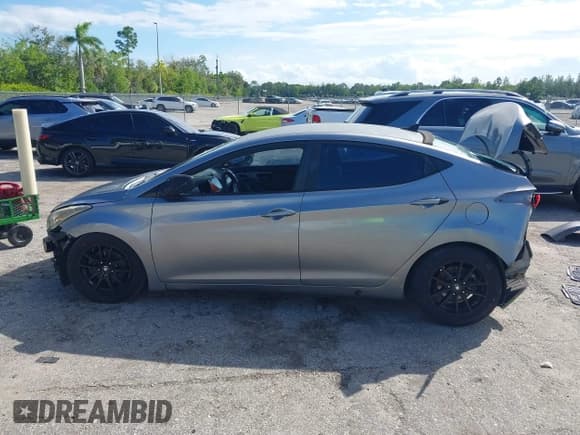 ✅ 2013 Hyundai Elantra GLS • VIN: KMHDH4AE3DU583332 • Lot: 43555990. Listed on IAAI with 155,431 mi. Free auction sales archive from the USA and detailed vehicle history report at DreamBid. Image 15.