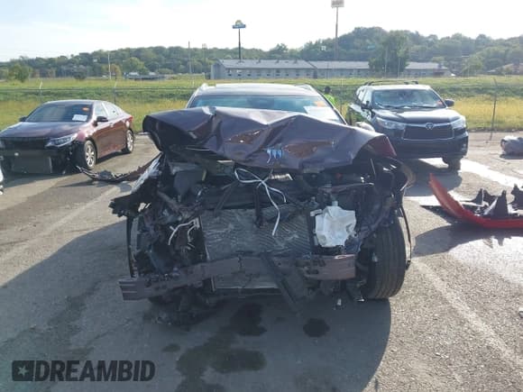 ✅ 2024 Buick Envision Avenir • VIN: LRBFZSE48RD013610 • Lot: 43334502. Wystawiony na IAAI z przebiegiem 22 539 mil. Bezpłatny archiwum sprzedaży aukcyjnych z USA i szczegółowy raport historii pojazdu na DreamBid. Zdjęcie 12.