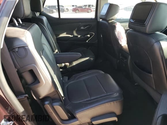 ✅ 2019 Chevrolet Traverse LT • VIN: 1GNERHKW4KJ119279 • Lot: 66320904. Wystawiony na Copart z przebiegiem 162 078 mil. Bezpłatny archiwum sprzedaży aukcyjnych z USA i szczegółowy raport historii pojazdu na DreamBid. Zdjęcie 12.