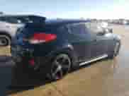 2015 Hyundai Veloster Turbo z VIN KMHTC6AE8FU241173, wystawiony jako Copart lot #40641794 z przebiegiem 96 293 mil mil oraz . Historia ofert i sprzedaży dostępna na DreamBid. Obrazek 3.