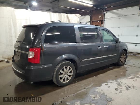 ✅ 2011 Chrysler Town & Country Touring L • VIN: 2A4RR8DG3BR630391 • Lot: 93017175. Wystawiony na Copart z przebiegiem 187 618 mil. Bezpłatny archiwum sprzedaży aukcyjnych z USA i szczegółowy raport historii pojazdu na DreamBid. Zdjęcie 3.