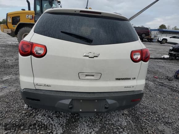 ✅ 2011 Chevrolet Traverse LS • VIN: 1GNKREED8BJ352772 • Lot: 85006315. Wystawiony na Copart z przebiegiem 235 235 mil. Bezpłatny archiwum sprzedaży aukcyjnych z USA i szczegółowy raport historii pojazdu na DreamBid. Zdjęcie 6.