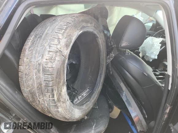 ✅ 2019 Kia Optima S • VIN: 5XXGT4L38KG297961 • Lot: 84522985. Wystawiony na Copart z przebiegiem 77 957 mil. Bezpłatny archiwum sprzedaży aukcyjnych z USA i szczegółowy raport historii pojazdu na DreamBid. Zdjęcie 10.