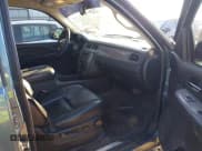 ✅ 2008 Chevrolet Avalanche LTZ • VIN: 3GNEC12078G256943 • Lot: 43587064. Wystawiony na IAAI z przebiegiem 177 264 mil. Bezpłatny archiwum sprzedaży aukcyjnych z USA i szczegółowy raport historii pojazdu na DreamBid. Zdjęcie 5.