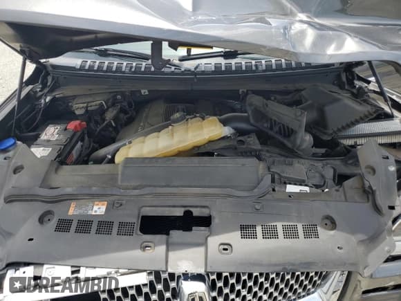 ✅ 2018 Lincoln Navigator Reserve • VIN: 5LMJJ2LT1JEL09573 • Лот: 62597694. Опубликован ранее на Copart с пробегом 92 886 миль. Бесплатный доступ к архиву аукционных продаж из США и подробный отчёт об истории автомобиля на DreamBid. Изображение 13.