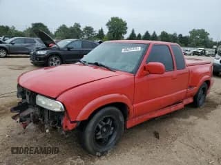 ✅ 2001 Chevrolet S-10 LS • VIN: 1GCCS19W718213745 • Лот: 60835335. Опубликован ранее на Copart с пробегом 169 643 миль. Бесплатный доступ к архиву аукционных продаж из США и подробный отчёт об истории автомобиля на DreamBid. Изображение 1.
