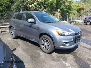 ✅ 2017 Mitsubishi Outlander SE • VIN: JA4AP3AW4HZ040409 • Lot: 42064244. Listed on IAAI with 90,948 mi. Free auction sales archive from the USA and detailed vehicle history report at DreamBid. Image 1.