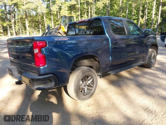 ✅ 2021 Chevrolet Silverado 1500 LT Trail Boss • VIN: 3GCPYFED4MG274728 • Лот: 43043415. Опубликован ранее на IAAI с пробегом 54 196 миль. Бесплатный доступ к архиву аукционных продаж из США и подробный отчёт об истории автомобиля на DreamBid. Изображение 4.