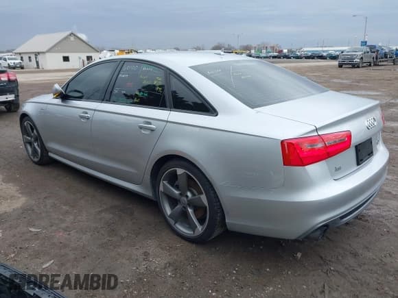 ✅ 2015 Audi A6 Prestige • VIN: WAUHGAFC5FN026947 • Lot: 41718442. Listed on IAAI with 110,410 mi. Free auction sales archive from the USA and detailed vehicle history report at DreamBid. Image 3.