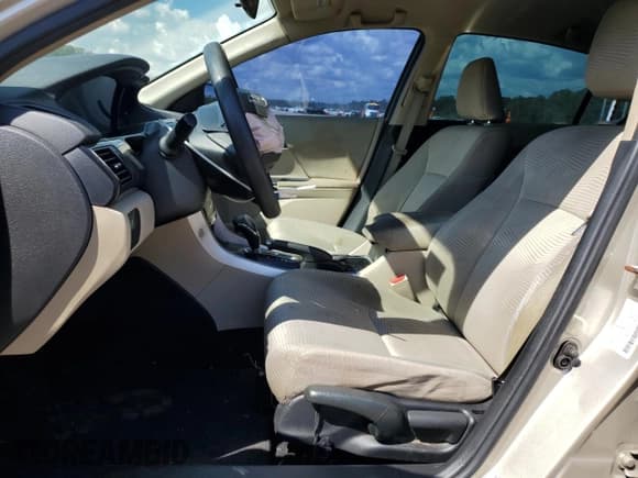 ✅ 2017 Honda Accord LX • VIN: 1HGCR2F33HA075394 • Лот: 85095525. Опубликован ранее на Copart с пробегом 83 250 миль. Бесплатный доступ к архиву аукционных продаж из США и подробный отчёт об истории автомобиля на DreamBid. Изображение 7.