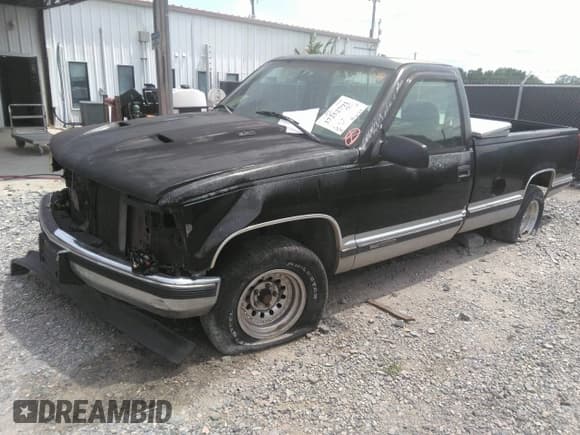 ✅ 1995 GMC Sierra 1500 • VIN: 1GTEC14K0SZ545712 • Lot: 37252791. Wystawiony na IAAI z przebiegiem 2 453 761 mil. Bezpłatny archiwum sprzedaży aukcyjnych z USA i szczegółowy raport historii pojazdu na DreamBid. Zdjęcie 2.