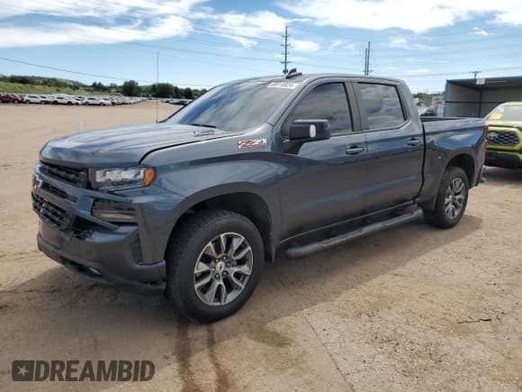 ✅ 2022 Chevrolet Silverado 1500 RST • VIN: 1GCUYEET3NZ124180 • Лот: 68918924. Опубликован ранее на Copart с пробегом 70 196 миль. Бесплатный доступ к архиву аукционных продаж из США и подробный отчёт об истории автомобиля на DreamBid. Изображение 1.
