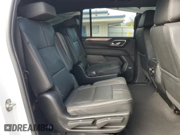✅ 2024 Chevrolet Suburban RST • VIN: 1GNSKEKDXRR103796 • Lot: 86855165. Listed on Copart with 55,180 mi. Free auction sales archive from the USA and detailed vehicle history report at DreamBid. Image 11.