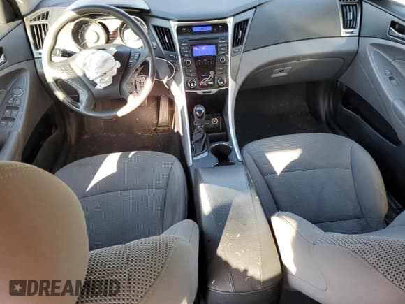 ✅ 2013 Hyundai Sonata GLS • VIN: 5NPEB4AC7DH660366 • Lot: 72312104. Listed on Copart with 126,442 mi. Free auction sales archive from the USA and detailed vehicle history report at DreamBid. Image 8.