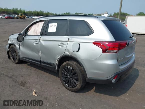 ✅ 2020 Mitsubishi Outlander ES • VIN: JA4AZ3A34LZ004714 • Lot: 42474448. Wystawiony na IAAI z przebiegiem 187 361 mil. Bezpłatny archiwum sprzedaży aukcyjnych z USA i szczegółowy raport historii pojazdu na DreamBid. Zdjęcie 3.