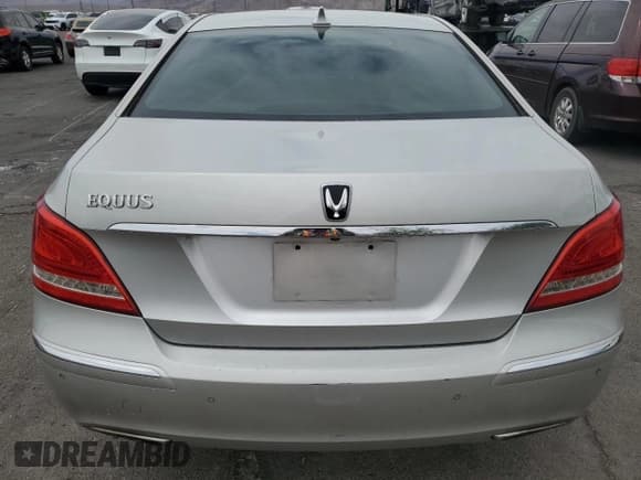 ✅ 2012 Hyundai Equus Ultimate • VIN: KMHGH4JH9CU052898 • Lot: 66620155. Listed on Copart with 105,028 mi. Free auction sales archive from the USA and detailed vehicle history report at DreamBid. Image 6.