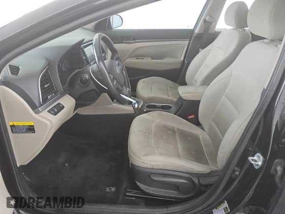 2017 Hyundai Elantra SE z VIN 5NPD84LF8HH014583, wystawiony jako Copart lot #75925354 z przebiegiem 102 148 mil mil oraz Czysty tytuł • Clean title. Historia ofert i sprzedaży dostępna na DreamBid. Obrazek 7.