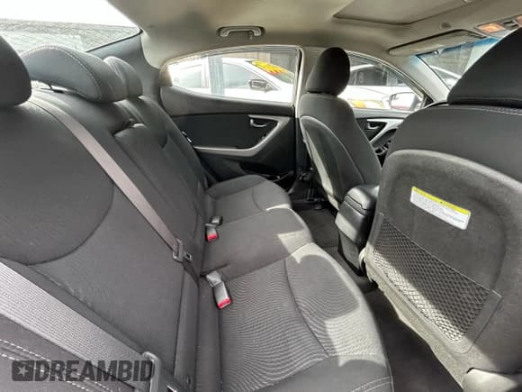 ✅ 2015 Hyundai Elantra SE • VIN: 5NPDH4AEXFH611306 • Lot: 92115415. Listed on Copart with 159,840 mi. Free auction sales archive from the USA and detailed vehicle history report at DreamBid. Image 6.