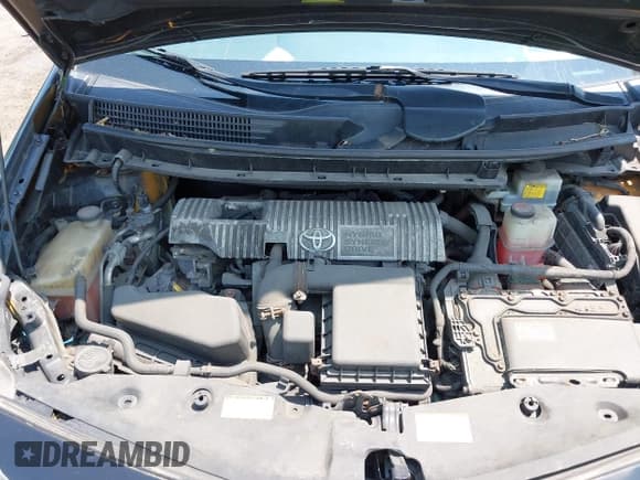 ✅ 2015 Toyota Prius Two • VIN: JTDZN3EU8FJ033613 • Lot: 42424962. Listed on IAAI with 374,460 mi. Free auction sales archive from the USA and detailed vehicle history report at DreamBid. Image 10.