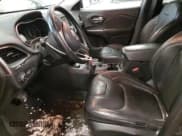 ✅ 2020 Jeep Cherokee Lux • VIN: 1C4PJMLX6LD630792 • Lot: 88640995. Wystawiony na Copart z przebiegiem 146 564 mil. Bezpłatny archiwum sprzedaży aukcyjnych z USA i szczegółowy raport historii pojazdu na DreamBid. Zdjęcie 7.