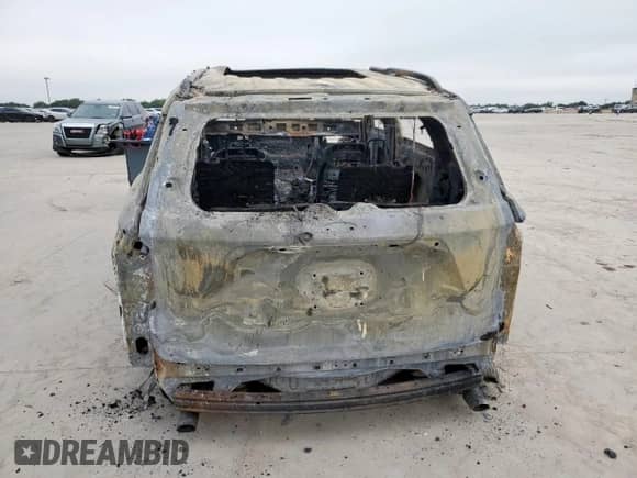 2023 Ford Explorer Limited z VIN 1FMSK7FH1PGA66417, wystawiony jako Copart lot #57878105 z przebiegiem Nie podano mil oraz Nie do naprawy • Non repairable. Historia ofert i sprzedaży dostępna na DreamBid. Obrazek 6.