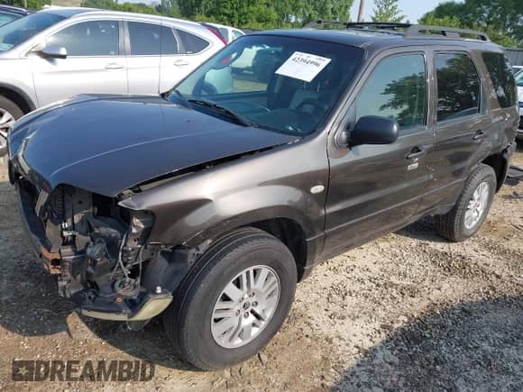 2006 Mercury Mariner Luxury с VIN 4M2YU56196KJ20438, выставлен на аукционе IAAI как лот 42394996 с пробегом 164 564 миль миль и . История ставок и продаж доступна на DreamBid. Изображение 2.