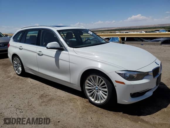 2015 BMW 3 Series 328d xDrive с VIN WBA3K5C56FK300888, выставлен на аукционе Copart как лот 54770245 с пробегом 84 294 миль миль и Списание • Salvage title. История ставок и продаж доступна на DreamBid. Изображение 4.