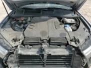 ✅ 2017 Audi Q7 Premium Plus • VIN: WA1LAAF76HD009160 • Lot: 87253565. Wystawiony na Copart z przebiegiem 102 446 mil. Bezpłatny archiwum sprzedaży aukcyjnych z USA i szczegółowy raport historii pojazdu na DreamBid. Zdjęcie 15.