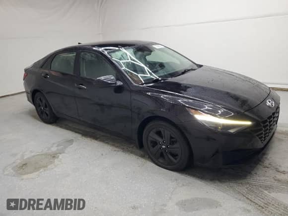 2022 Hyundai Elantra SEL with VIN KMHLM4AG2NU218327, listed as a Copart auction lot 76113114 with 56,223 mi miles and Clean title. Bid and sale history available at DreamBid. Image 4.