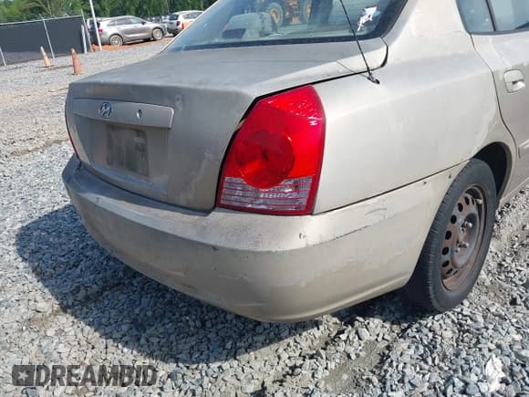 ✅ 2006 Hyundai Elantra GLS • VIN: KMHDN46D26U294499 • Lot: 42132882. Wystawiony na IAAI z przebiegiem 279 728 mil. Bezpłatny archiwum sprzedaży aukcyjnych z USA i szczegółowy raport historii pojazdu na DreamBid. Zdjęcie 12.