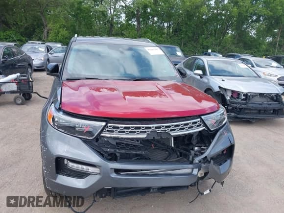 ✅ 2024 Ford Explorer Limited • VIN: 1FMSK7FH6RGA02747 • Lot: 42267302. Wystawiony na IAAI z przebiegiem 38 587 mil. Bezpłatny archiwum sprzedaży aukcyjnych z USA i szczegółowy raport historii pojazdu na DreamBid. Zdjęcie 12.