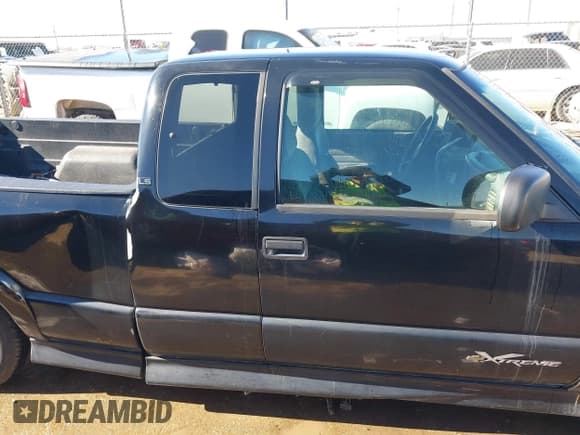 ✅ 2001 Chevrolet S-10 LS • VIN: 1GCCS19W718230397 • Лот: 41293765. Опубликован ранее на IAAI с пробегом 151 578 миль. Бесплатный доступ к архиву аукционных продаж из США и подробный отчёт об истории автомобиля на DreamBid. Изображение 13.