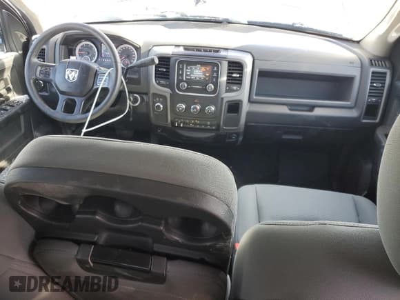 ✅ 2018 Ram 2500 Tradesman • VIN: 3C6UR5CJ3JG135003 • Lot: 45672215. Wystawiony na Copart z przebiegiem 56 238 mil. Bezpłatny archiwum sprzedaży aukcyjnych z USA i szczegółowy raport historii pojazdu na DreamBid. Zdjęcie 8.