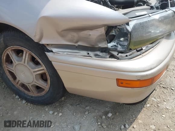 ✅ 1995 Toyota Avalon XL • VIN: 4T1GB10EXSU018393 • Lot: 42891336. Listed on IAAI with 155,709 mi. Free auction sales archive from the USA and detailed vehicle history report at DreamBid. Image 6.