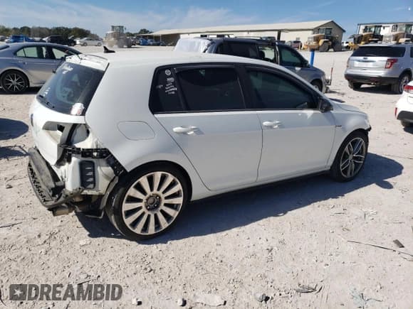 ✅ 2017 Volkswagen Golf GTI S • VIN: 3VW4T7AU1HM062306 • Lot: 86507945. Listed on Copart with 259,504 mi. Free auction sales archive from the USA and detailed vehicle history report at DreamBid. Image 3.