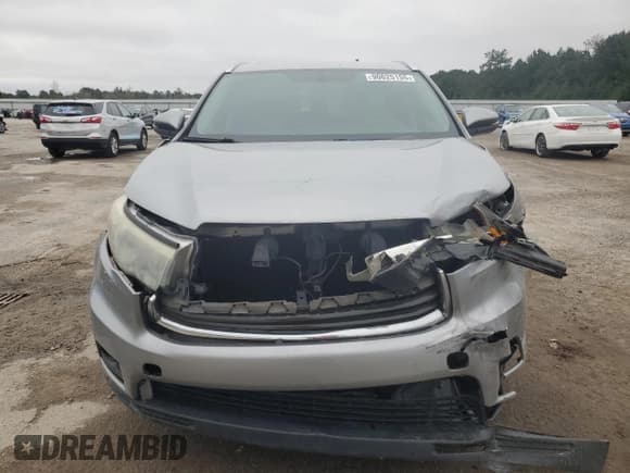 ✅ 2015 Toyota Highlander XLE • VIN: 5TDKKRFH0FS069457 • Lot: 90625155. Wystawiony na Copart z przebiegiem 200 707 mil. Bezpłatny archiwum sprzedaży aukcyjnych z USA i szczegółowy raport historii pojazdu na DreamBid. Zdjęcie 5.