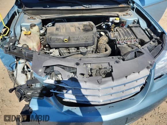 ✅ 2009 Chrysler Sebring Touring • VIN: 1C3LC56B29N563145 • Lot: 82407775. Listed on Copart with 66,995 mi. Free auction sales archive from the USA and detailed vehicle history report at DreamBid. Image 11.