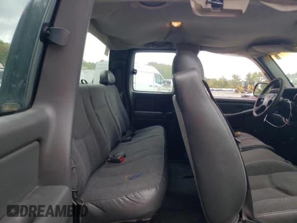 ✅ 2003 Chevrolet Silverado 1500 LS • VIN: 2GCEC19X931374604 • Лот: 73707634. Опубликован ранее на Copart с пробегом 159 110 миль. Бесплатный доступ к архиву аукционных продаж из США и подробный отчёт об истории автомобиля на DreamBid. Изображение 10.