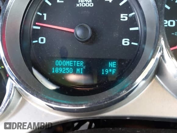 ✅ 2013 Chevrolet Silverado 1500 LT • VIN: 1GCRKSEA0DZ369263 • Lot: 41159854. Listed on IAAI with 189,250 mi. Free auction sales archive from the USA and detailed vehicle history report at DreamBid. Image 15.