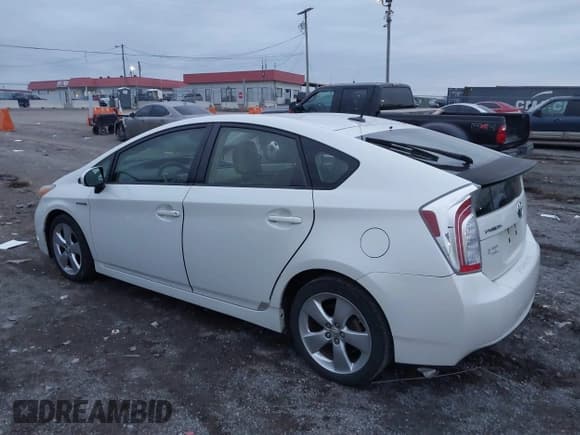 ✅ 2012 Toyota Prius Three • VIN: JTDKN3DU9C1570649 • Lot: 43778955. Listed on IAAI with 233,154 mi. Free auction sales archive from the USA and detailed vehicle history report at DreamBid. Image 14.