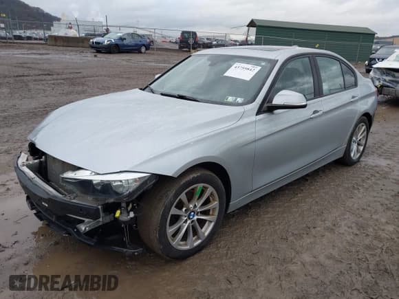✅ 2016 BMW 3 Series 320i xDrive • VIN: WBA8E5G58GNU19131 • Lot: 43759842. Listed on IAAI with 103,551 mi. Free auction sales archive from the USA and detailed vehicle history report at DreamBid. Image 2.