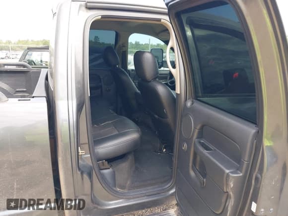 ✅ 2003 Dodge 2500 ST • VIN: 3D7KU28C13G817698 • Lot: 43191073. Listed on IAAI with 154,717 mi. Free auction sales archive from the USA and detailed vehicle history report at DreamBid. Image 8.